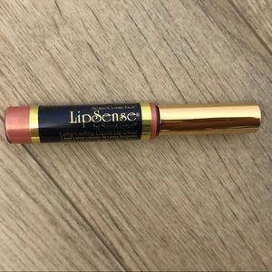 LipSense Luv It lip color